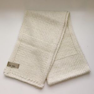 knit cream scarf